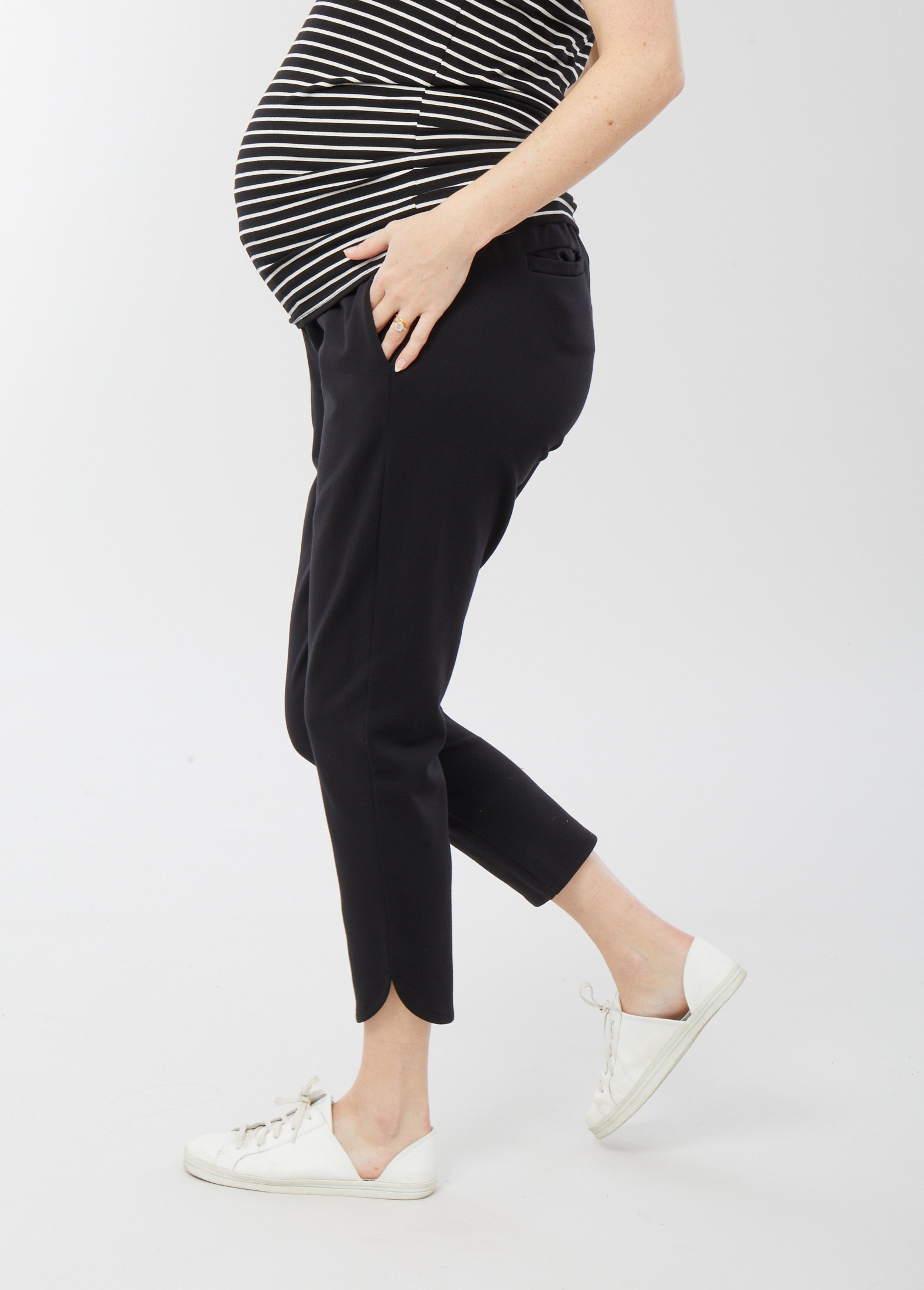 Fold Down Black Maternity Jogger Pants – Ingrid+Isabel