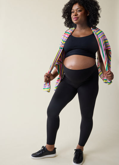 Hope is 5’8”, 8 months pregnant, and wearing size medium||Black