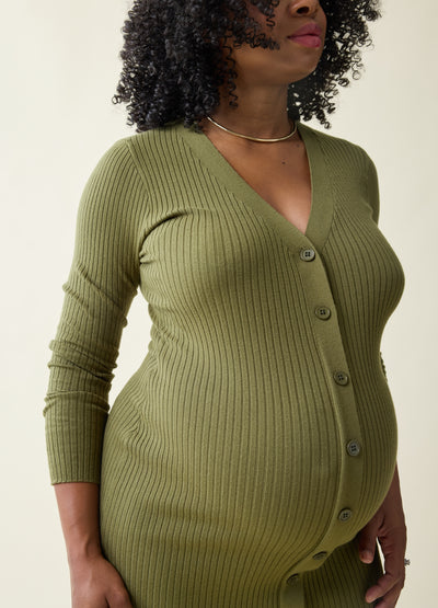 Hope is 5’8”, 8 months pregnant, and wearing size medium||olive