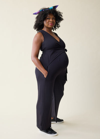 Hope is 5’8”, 8 months pregnant, and wearing size medium||black