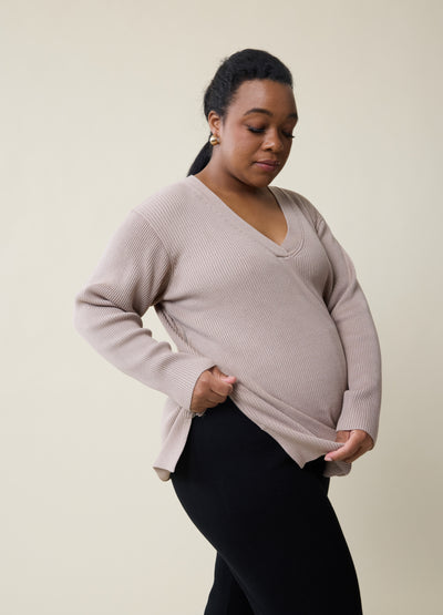 Maureshia is 5 months pregnant and wearing size large ||Beige