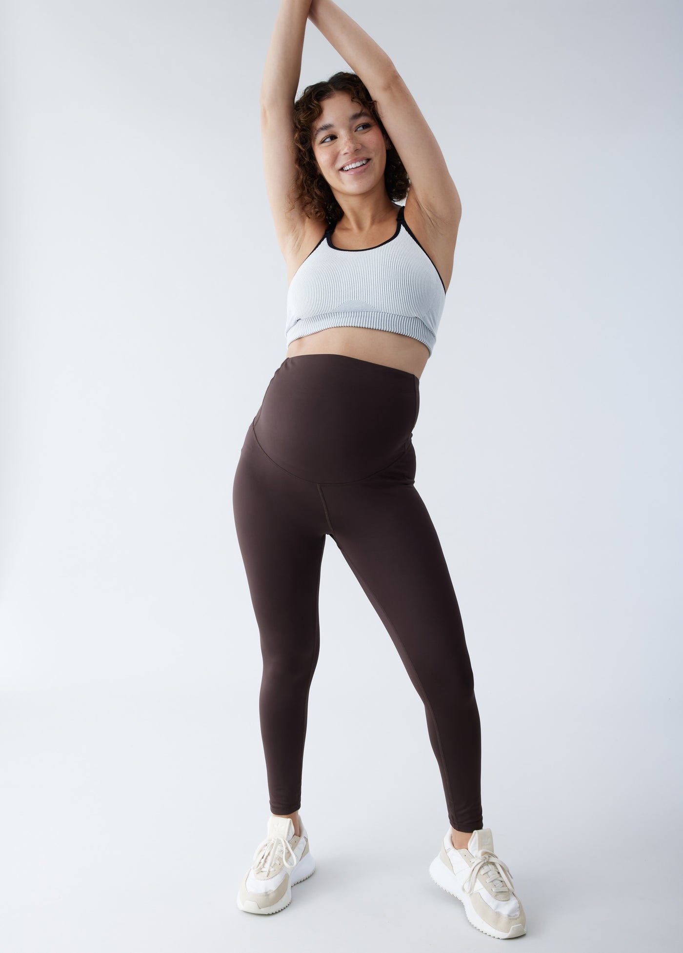  Ingrid & Isabel Basics 7/8 Active Postpartum Legging,  Compression & Support for Recovery, Black, Womens Size XS : Clothing, Shoes  & Jewelry