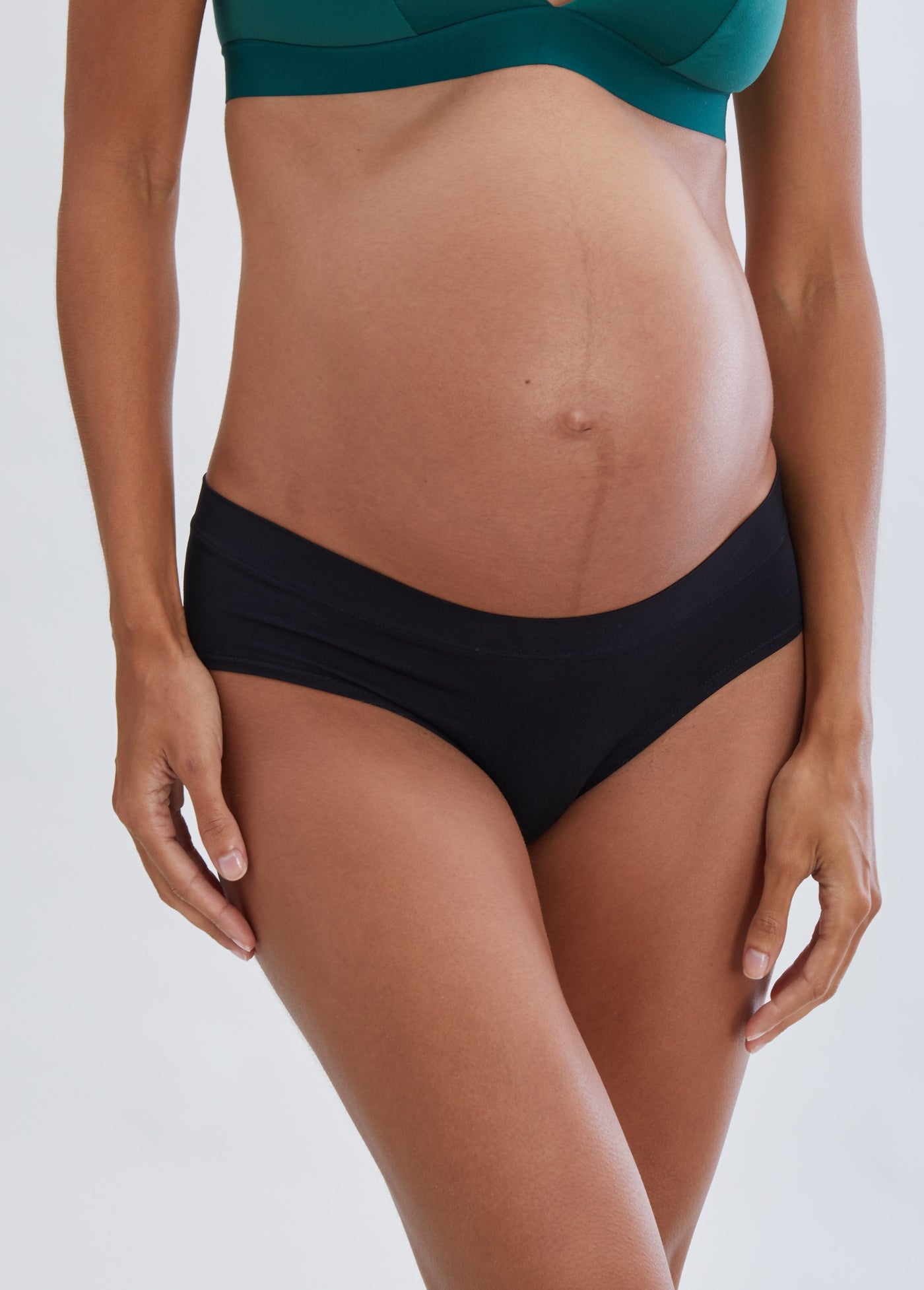 Maternity Ingrid & Isabel Cooling Seamless Underwear 3-pack Black S : Target