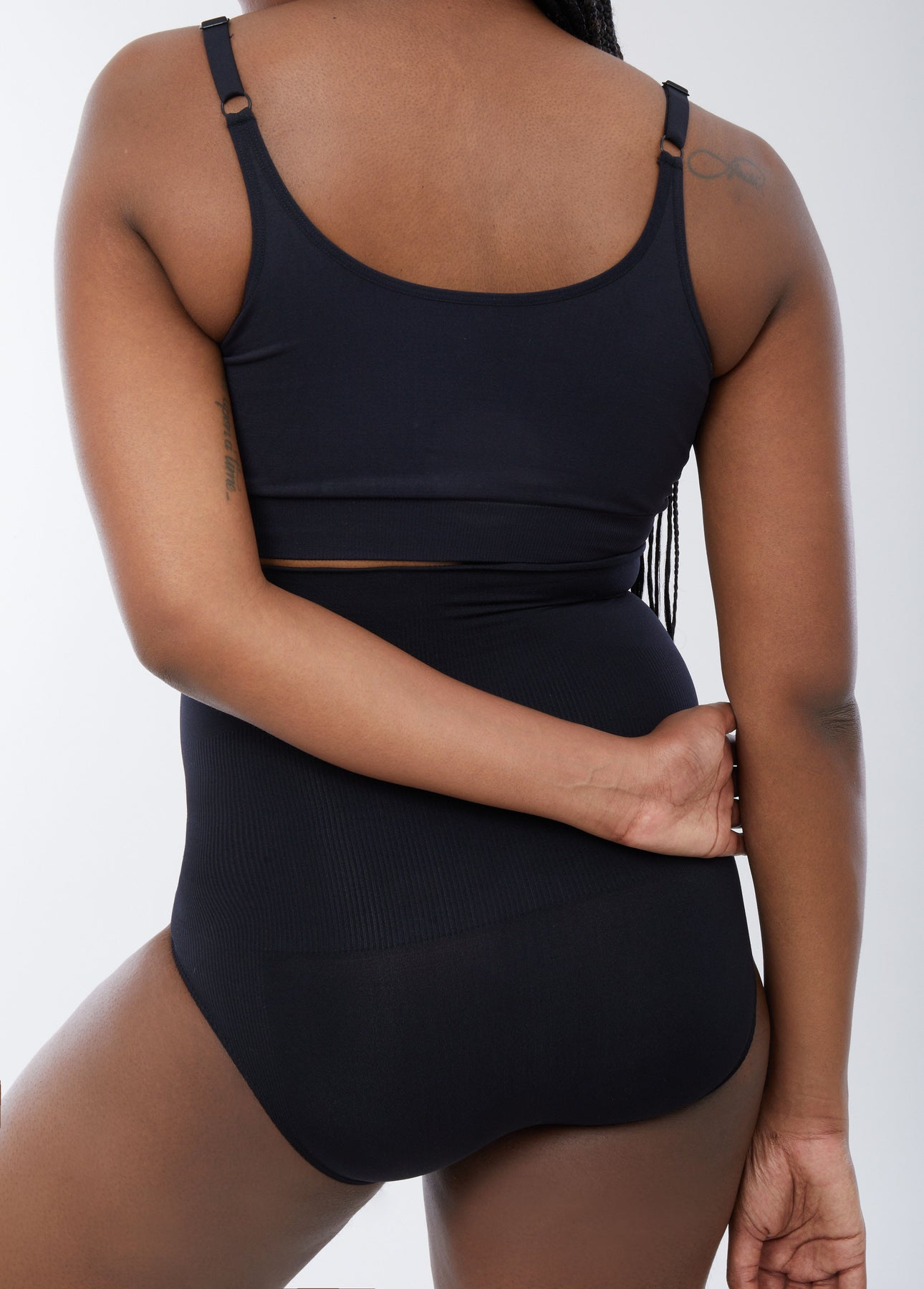  Ingrid & Isabel Basics Seamless Postpartum Compression